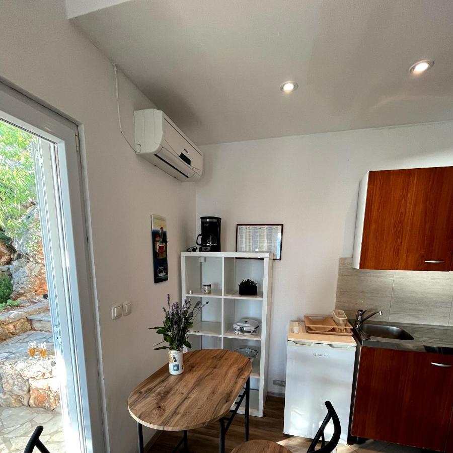Apartmani Lisak Ugrina Baric Draga Exterior photo